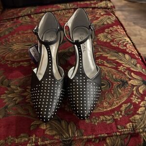 Statutes Women's Shoes Black Size 8